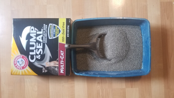 Arm &amp; Hammer Clump &amp; Seal Multi-Cat Formula Cat Litter review