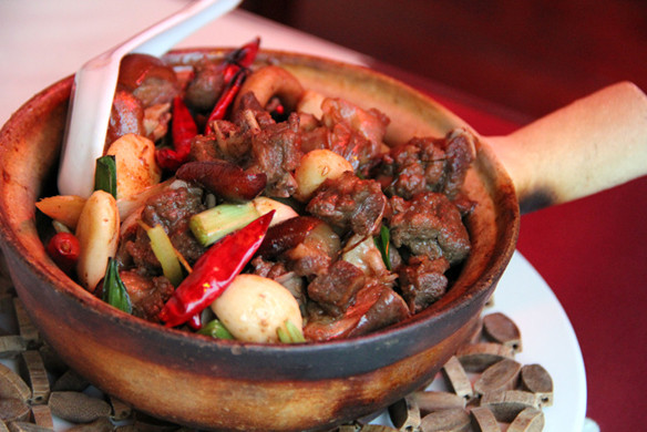 Eating Dog Meat – Dog Meat Clay Pot