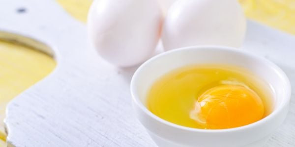 raw eggs that are harmful to cats