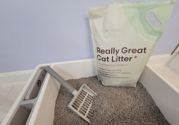 tuft + paw Really Great Cat Litter bag