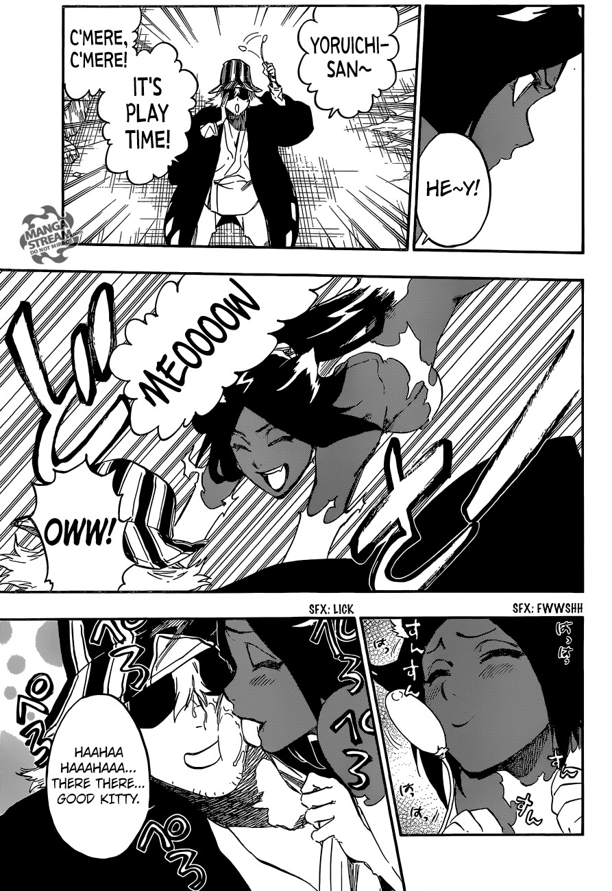 Yoruichi showing affection to Kisuke in cat form in Bleach manga